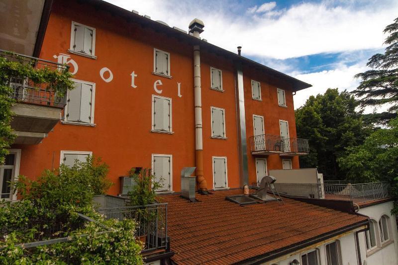 Hotel Sant'Ilario Rovereto  Bagian luar foto