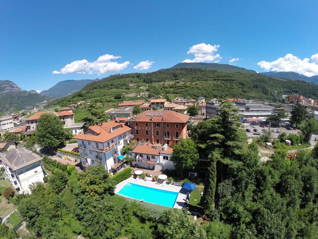 Hotel Sant'Ilario Rovereto  Bagian luar foto
