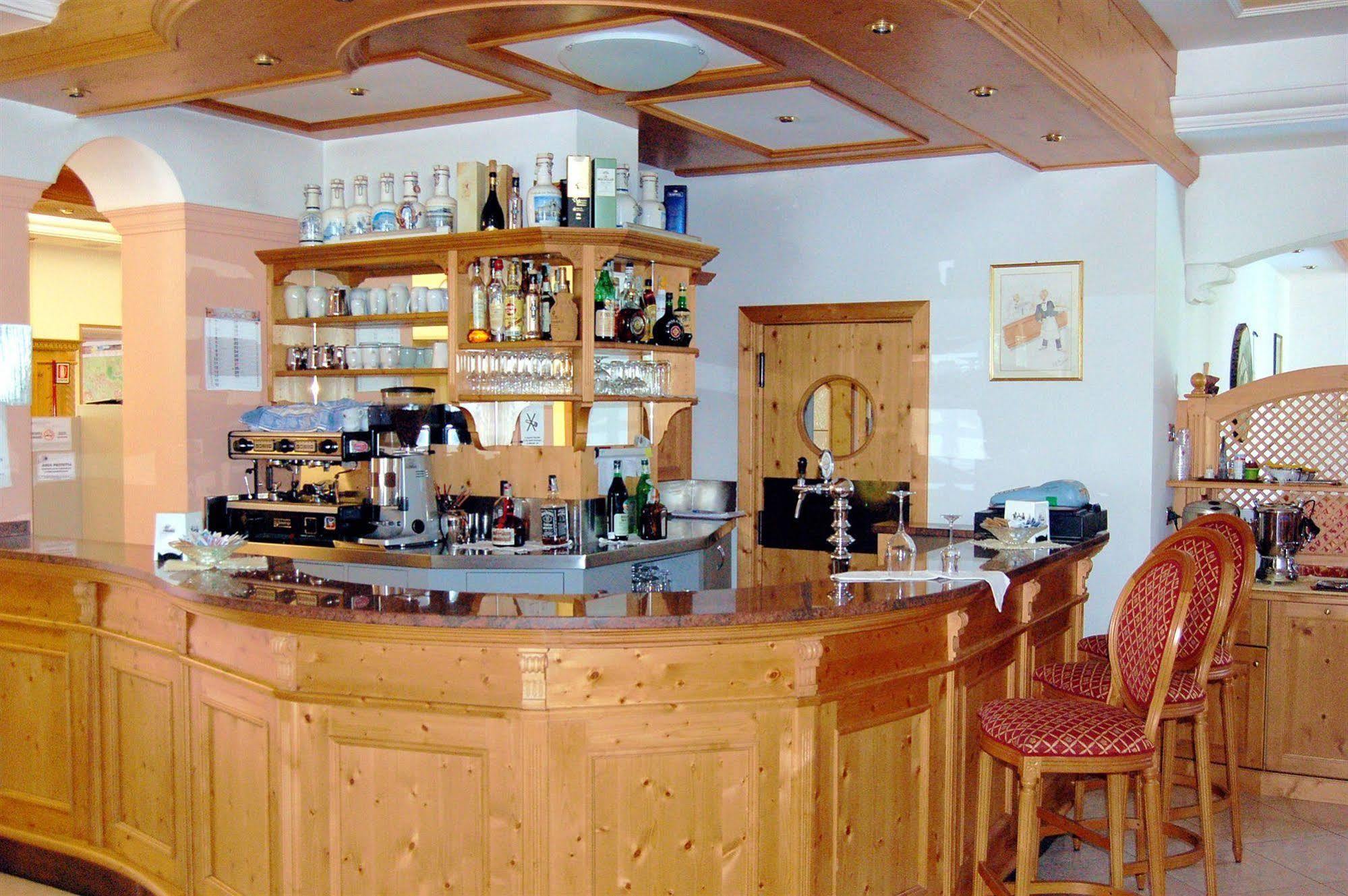 Hotel Sant'Ilario Rovereto  Bagian luar foto