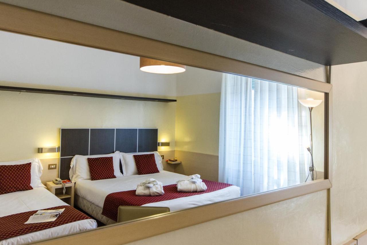 Hotel Sant'Ilario Rovereto  Bagian luar foto